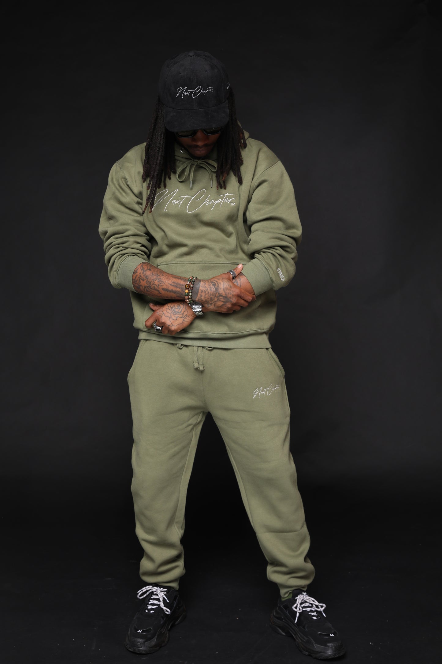 Heavy Blend Fleece Hoodie Olive Green Set.